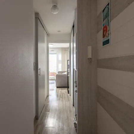 Waverly Furnished Flat Νίκαια