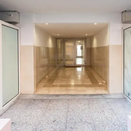 Waverly Furnished Flat Διαμέρισμα