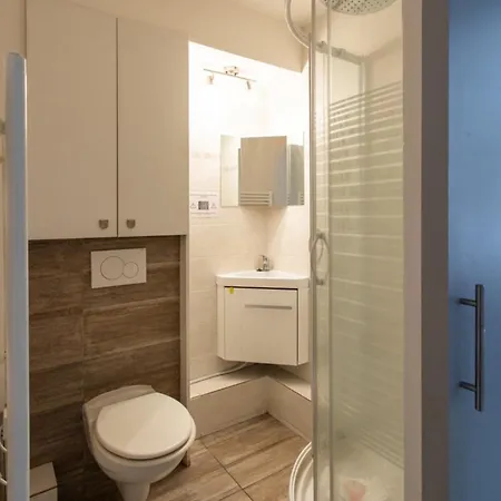 Apartment Waverly Furnished Flat Nizza