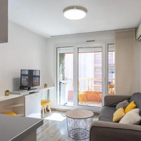 Waverly Furnished Flat *